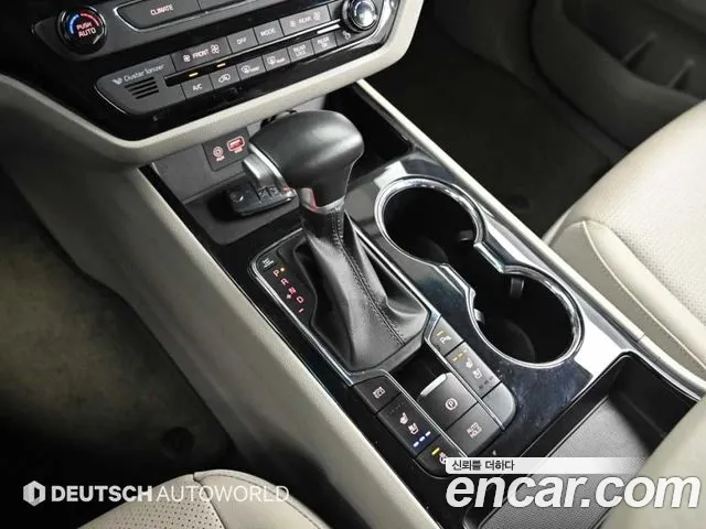 Kia Carnival 2020 thumb 6