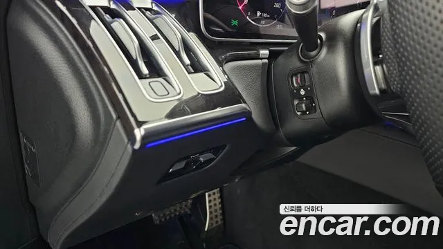 Mercedes-Benz S-Class 2022 thumb 11