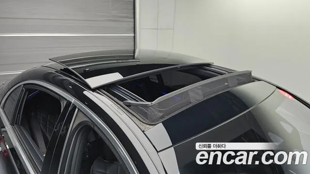 Mercedes-Benz S-Class 2022 thumb 4