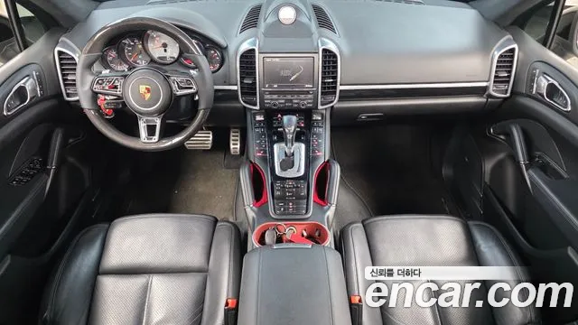 Porsche Cayenne 2013 thumb 5