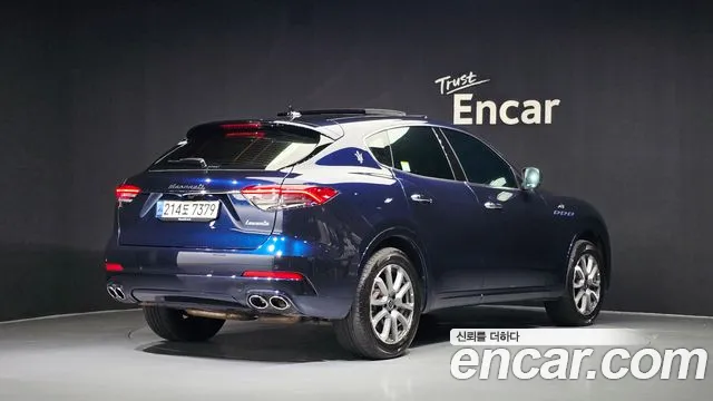 Maserati Levante 2021 thumb 4