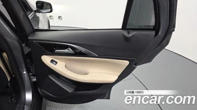 Infiniti QX30 2019 thumb 8