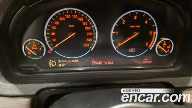 BMW 5 серии Gran Turismo 2012 thumb 6