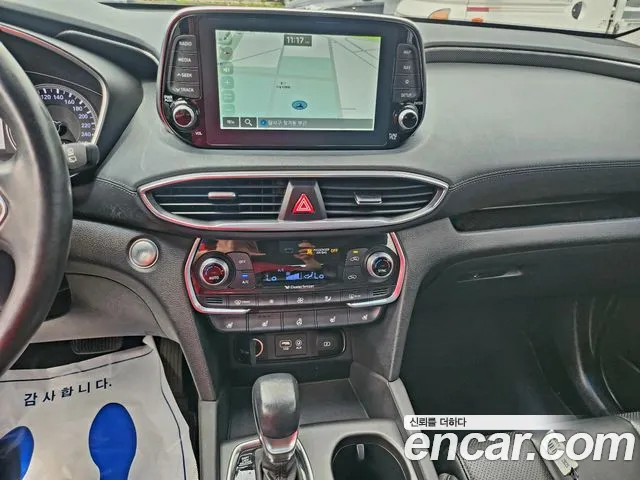 Hyundai Santa Fe 2019 thumb 5