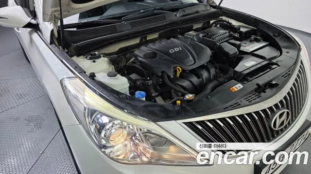 Hyundai Grandeur 2013 thumb 7