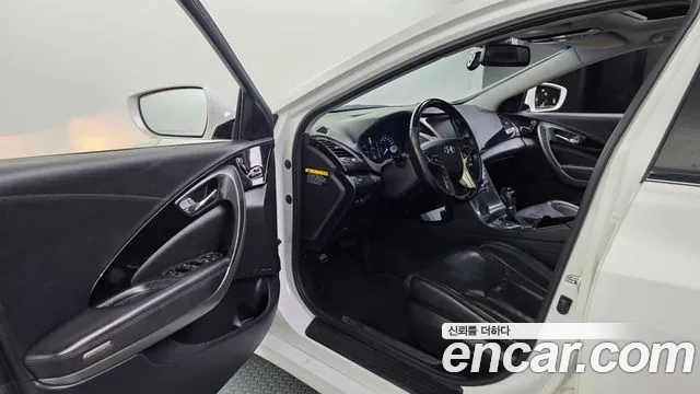 Hyundai Grandeur 2013 thumb 9