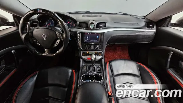 Maserati GranTurismo 2015 thumb 10