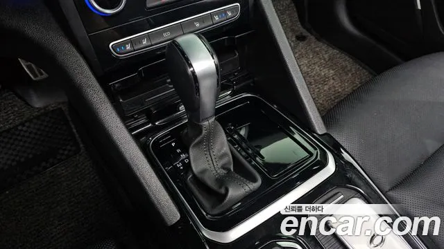 Renault SM6 2019 thumb 2