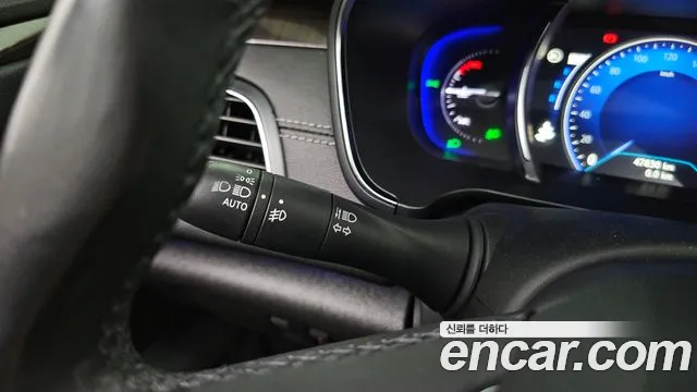 Renault SM6 2019 thumb 9