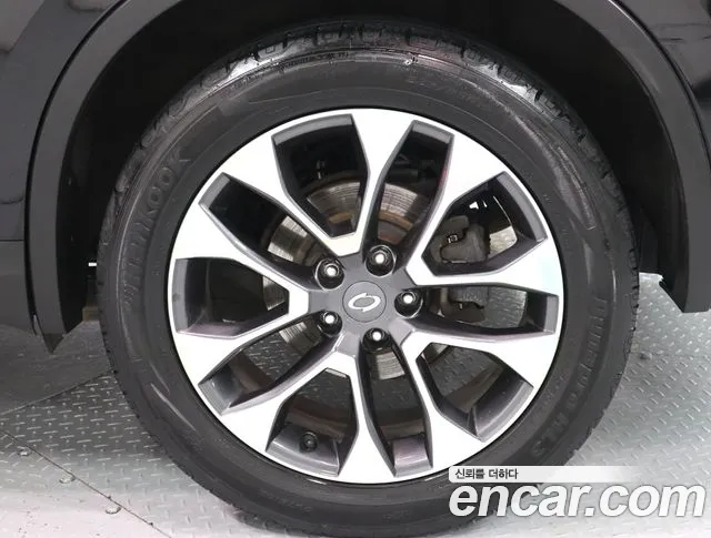 Renault QM6 2017 thumb 4