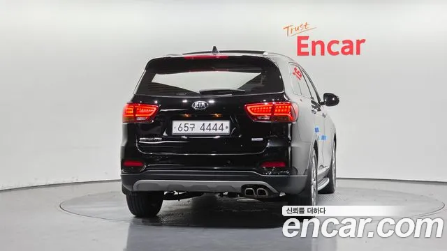 Kia Sorento 2017 thumb 9