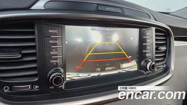 Kia Sorento 2017 thumb 3