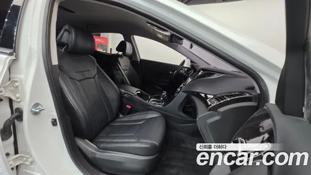 Hyundai Grandeur 2016 thumb 2