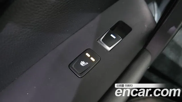 Hyundai Grandeur 2016 thumb 3