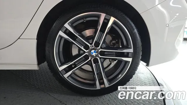 BMW 1 серии 2021 thumb 10