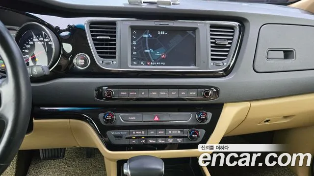 Kia Carnival 2020 thumb 9
