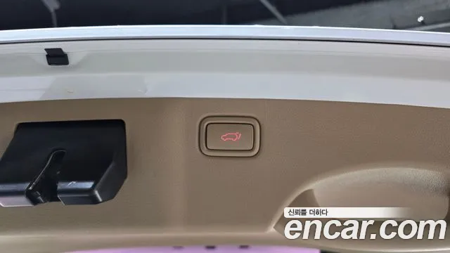 Kia Carnival 2020 thumb 12