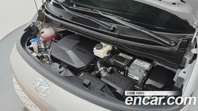 Hyundai Staria 2021 thumb 5