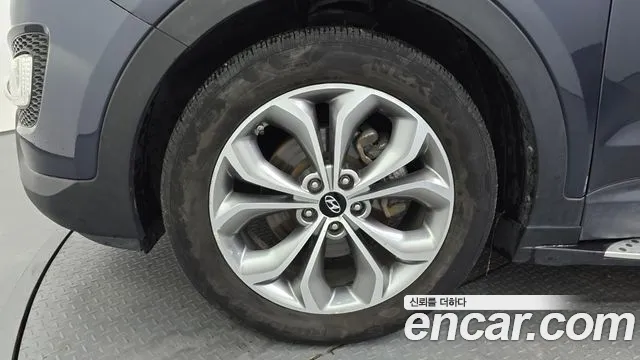 Hyundai Санта Фе 2015 thumb 7