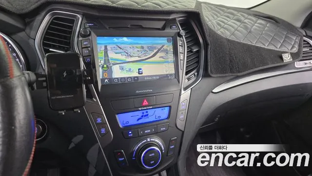 Hyundai Санта Фе 2015 thumb 10
