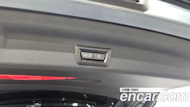 Mini Cooper 2024 thumb 2