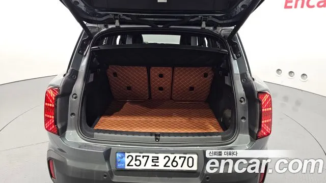 Mini Cooper 2024 thumb 4