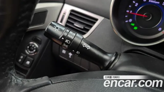 Hyundai Avante 2012 thumb 8