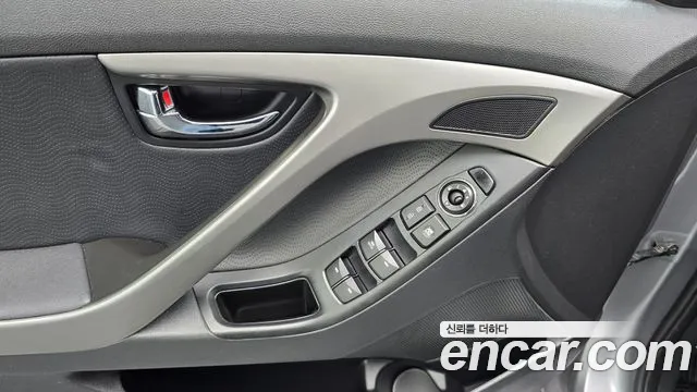 Hyundai Avante 2012 thumb 4