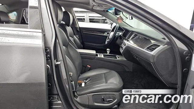 Genesis G80 2016 thumb 9