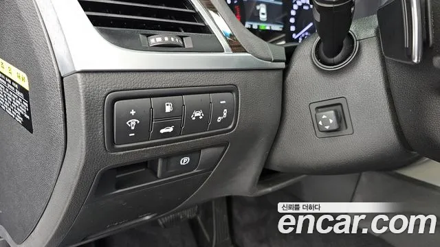 Genesis G80 2016 thumb 8