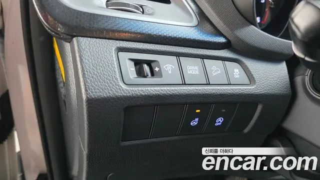 Hyundai Santafe 2015 thumb 3