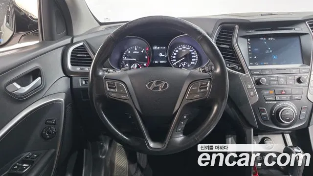 Hyundai Santafe 2015 thumb 7