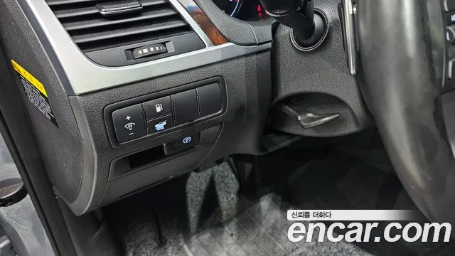 Hyundai Genesis 2015 thumb 5