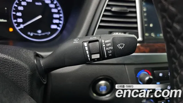 Hyundai Genesis 2015 thumb 6