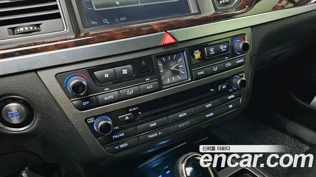 Hyundai Genesis 2015 thumb 10