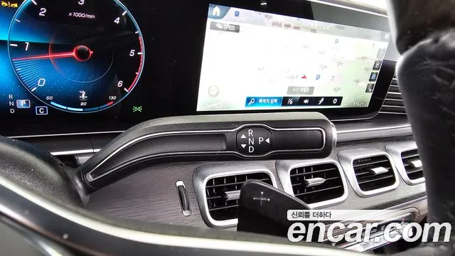 Mercedes-Benz GLS 2022 thumb 10