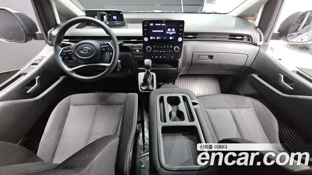 Hyundai Staria 2021 thumb 7