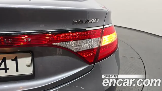 Hyundai Grandeur 2014 thumb 12