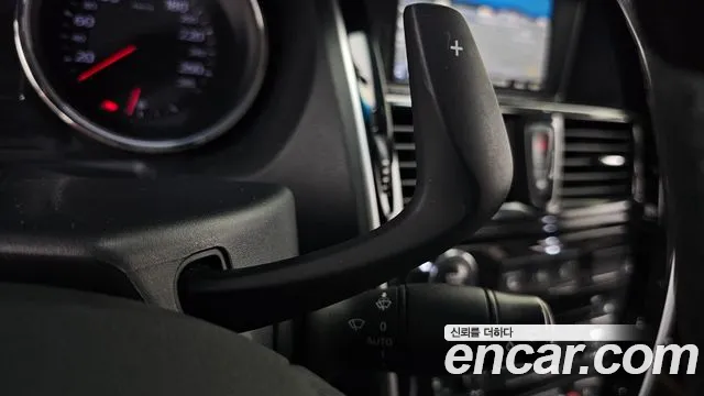 Renault SM7 2013 thumb 5