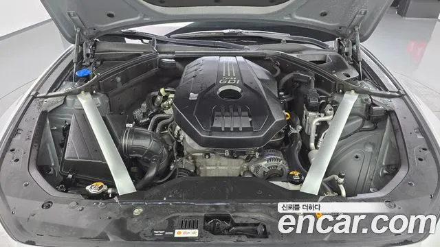 Genesis G70 2019 thumb 4