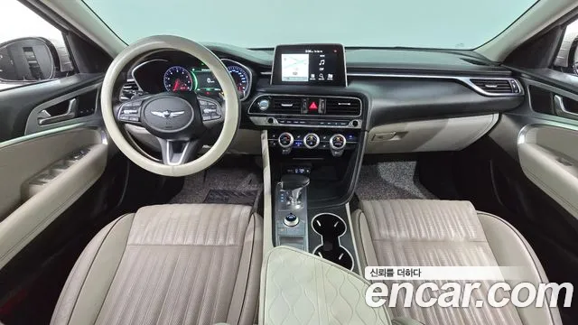 Genesis G70 2019 thumb 10