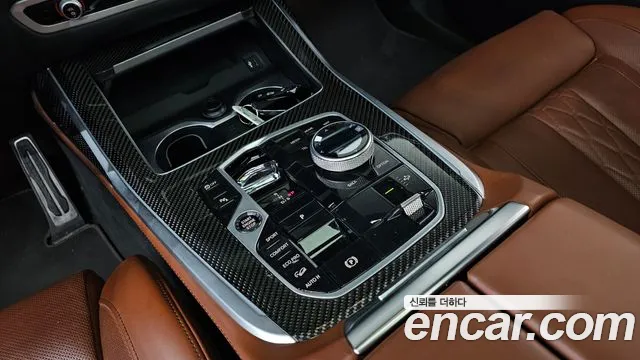 BMW X7 2024 thumb 8