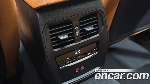 BMW 3 серии 2025 thumb 12