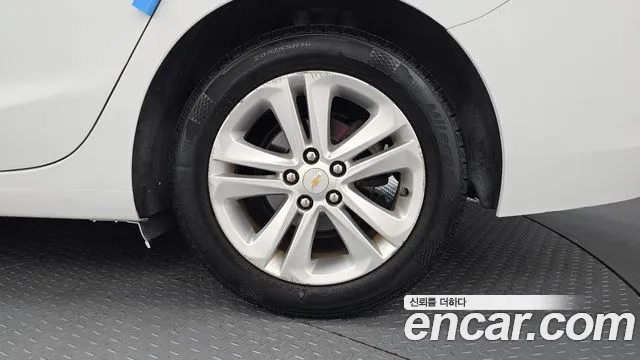 Chevrolet Cruze 2017 thumb 12