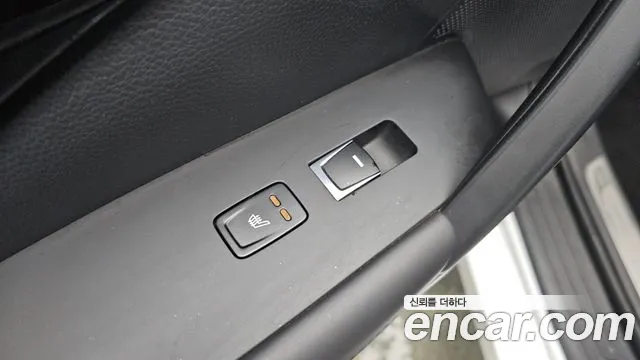 Hyundai Grandeur 2015 thumb 9