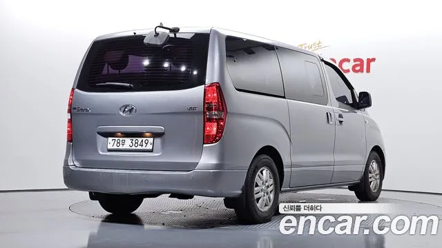 Hyundai Staria 2017 thumb 5