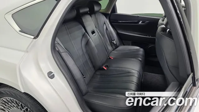 Genesis G80 2023 thumb 10