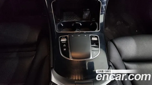 Mercedes-Benz GLC 2021 thumb 6