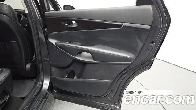 Kia Sorento 2016 thumb 11