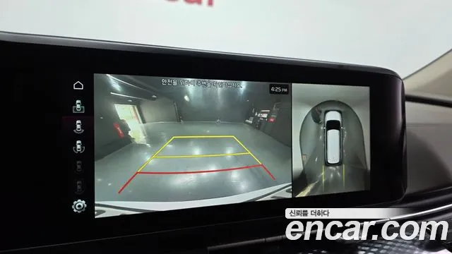 Kia Carnival 2021 thumb 2
